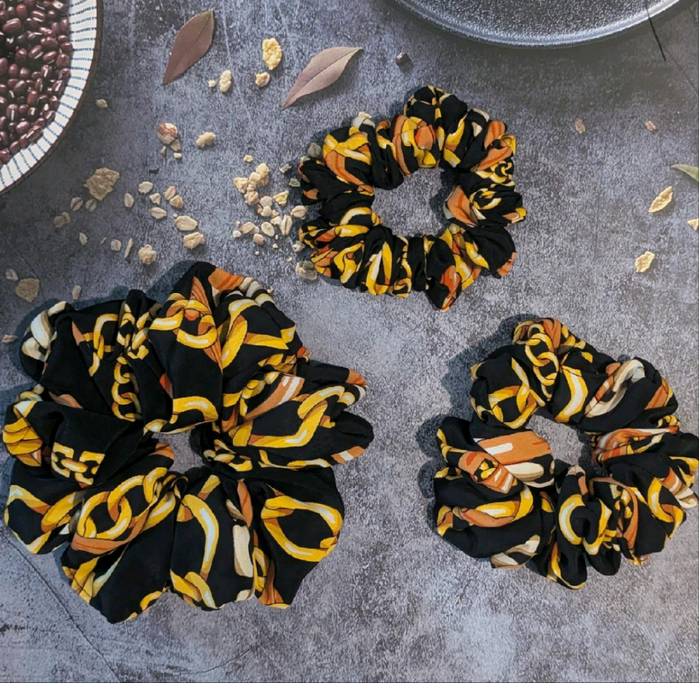 Chain luxury  scrunchie
