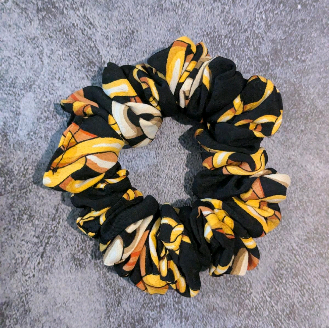 Chain luxury  scrunchie